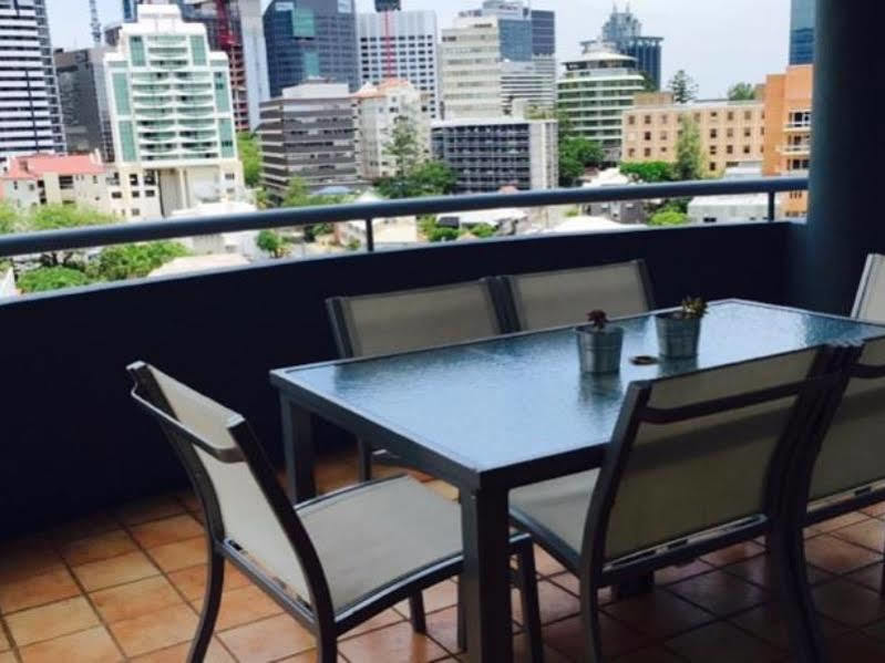 The Sedgebrook On Leichhardt Aparthotel Brisbane Exterior foto
